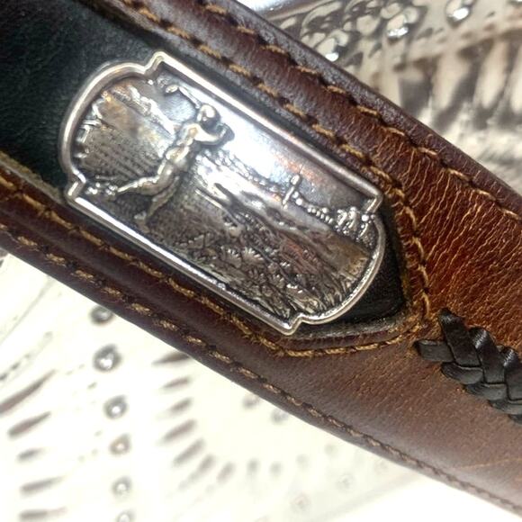 Onyx by Brighton Belt Leather Large Studded Golfer Conches Brown Silver Buckle - Picture 2 of 6